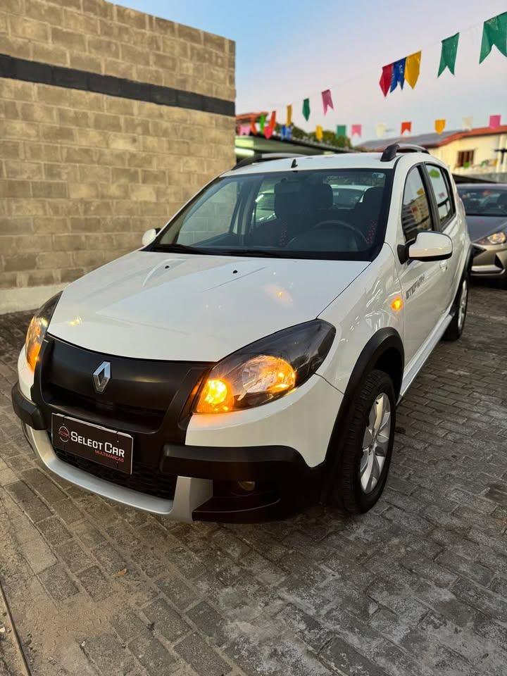 Sandero Stepway 1.6 ano: 2014/2014 Completo