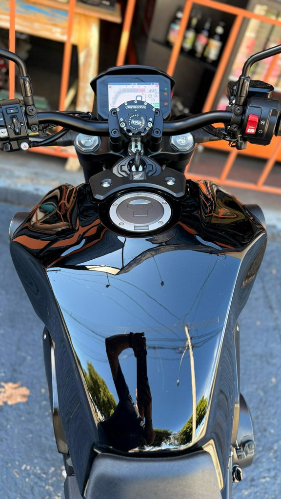 2023 Honda Cb 1000R black edition - Imagem 3